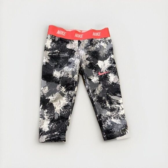 Nike Dri-Fit Girl’s Cropped Leggings Pink Athletic Capris Size Medium 5-6 Years - Picture 1 of 7